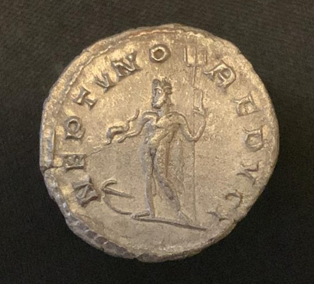 monnaies antiques romaines imperiales et republicaines postume antoninien neptuno
