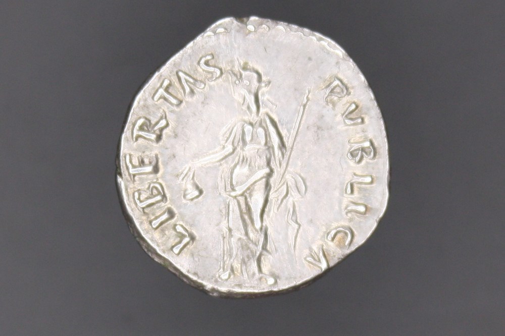 monnaies antiques romaines imperiales et republicaines nerva denier libertas publica