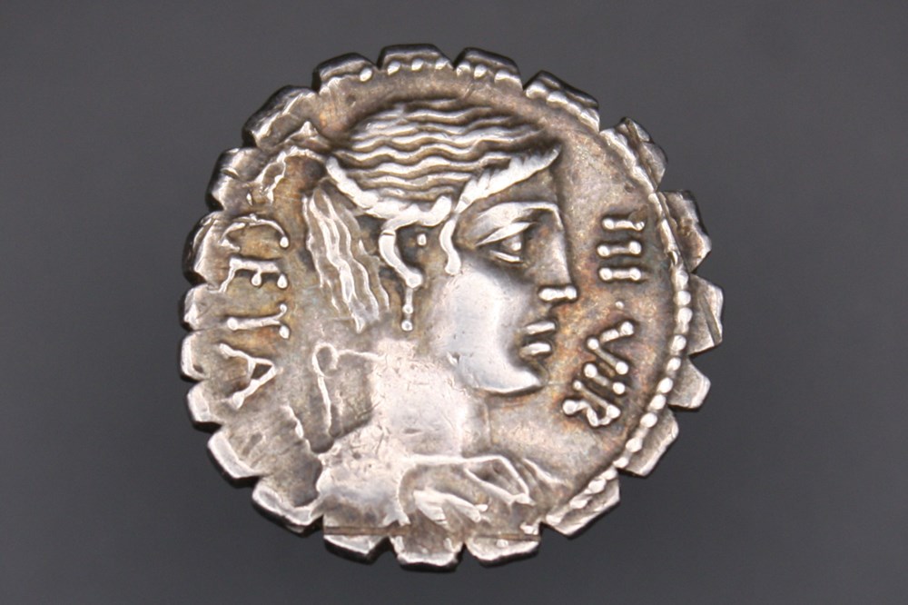 monnaies antiques romaines imperiales et republicaines hosidia denier serratus