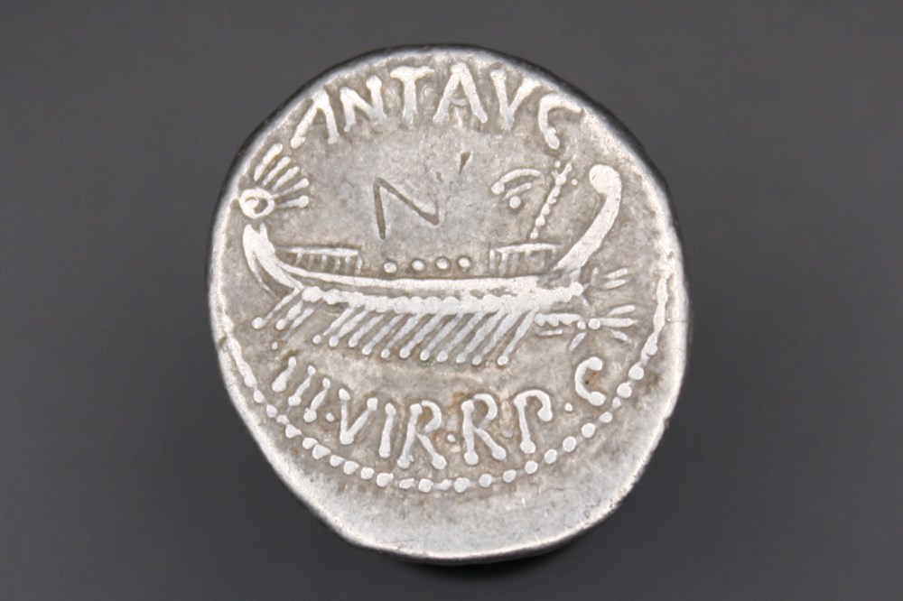 monnaies antiques a romaines imperiales et republicaines denier des legions leg xvi