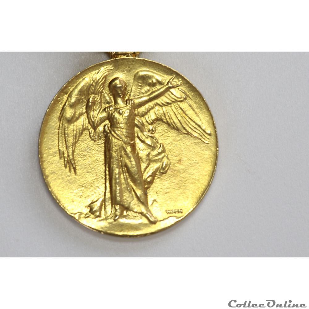 EN COURS 187 3 militarium medaille insigne en cours 187