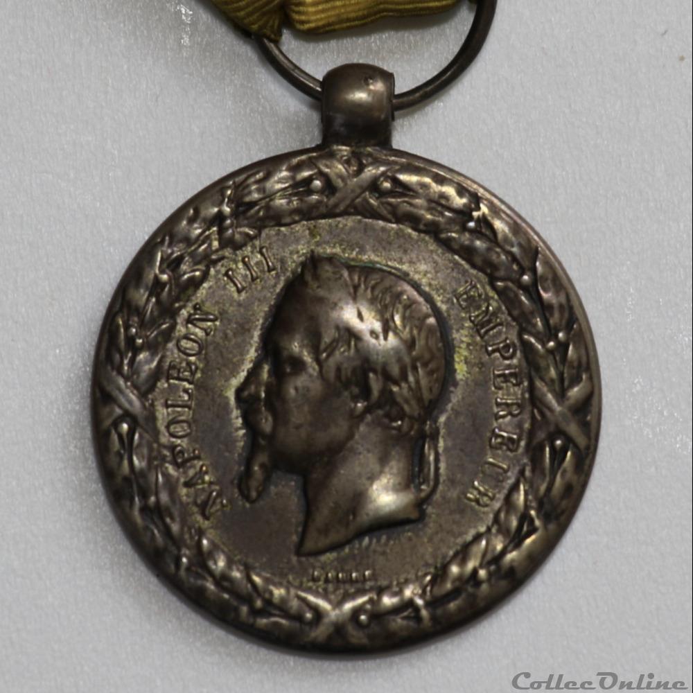 militarium insigne medaille de chine 1860