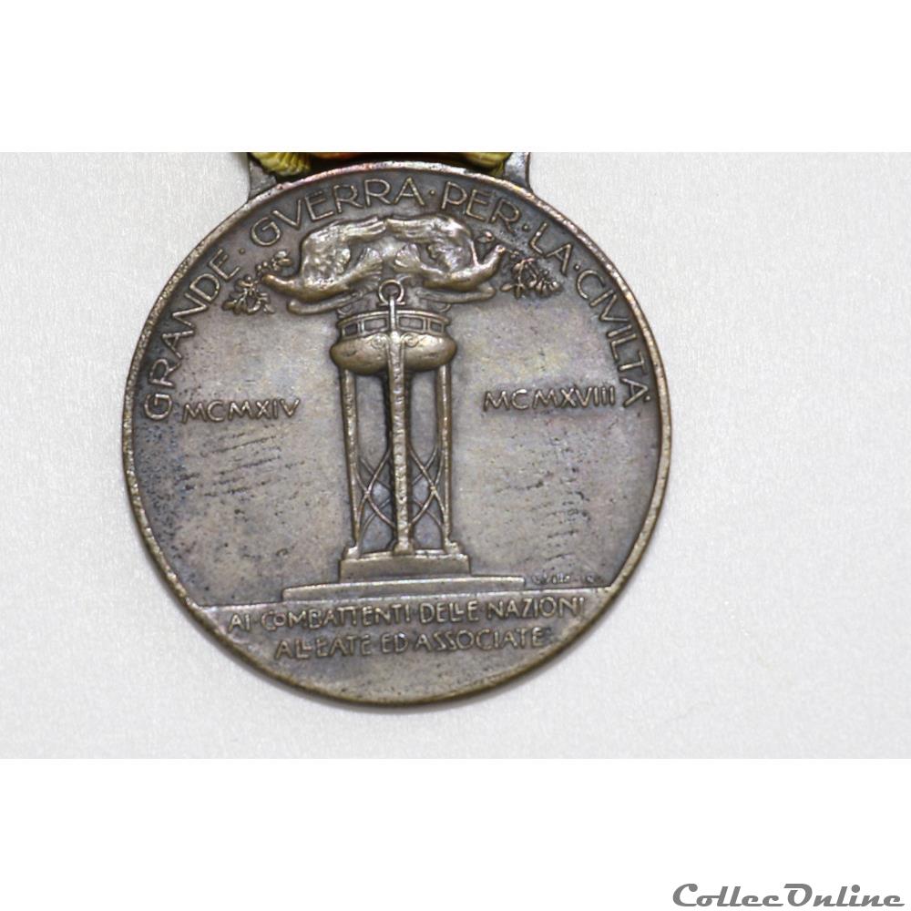 EN COURS 192 4 militarium medaille insigne en cours 192