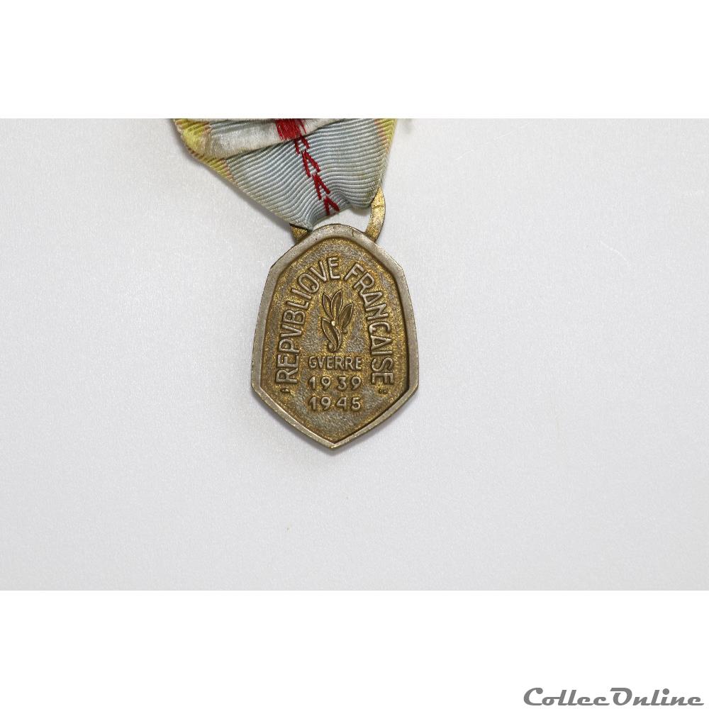 EN COURS 163 militarium medaille insigne en cours 163