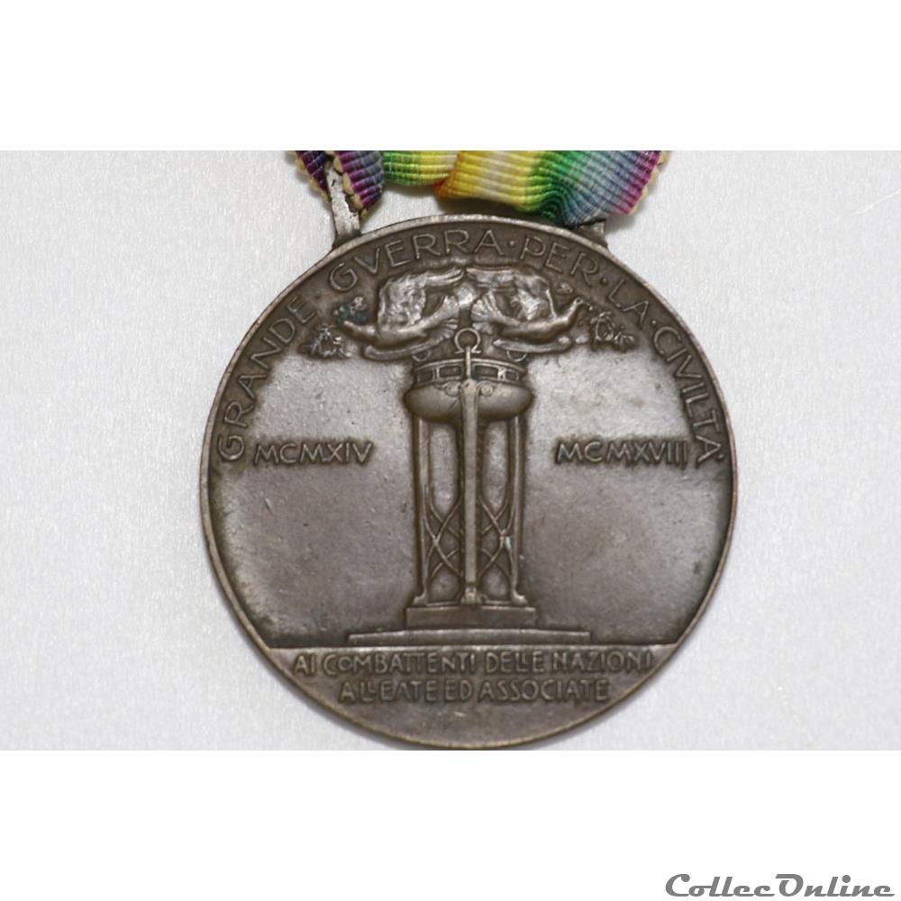 EN COURS 193 4 militarium medaille insigne en cours 193
