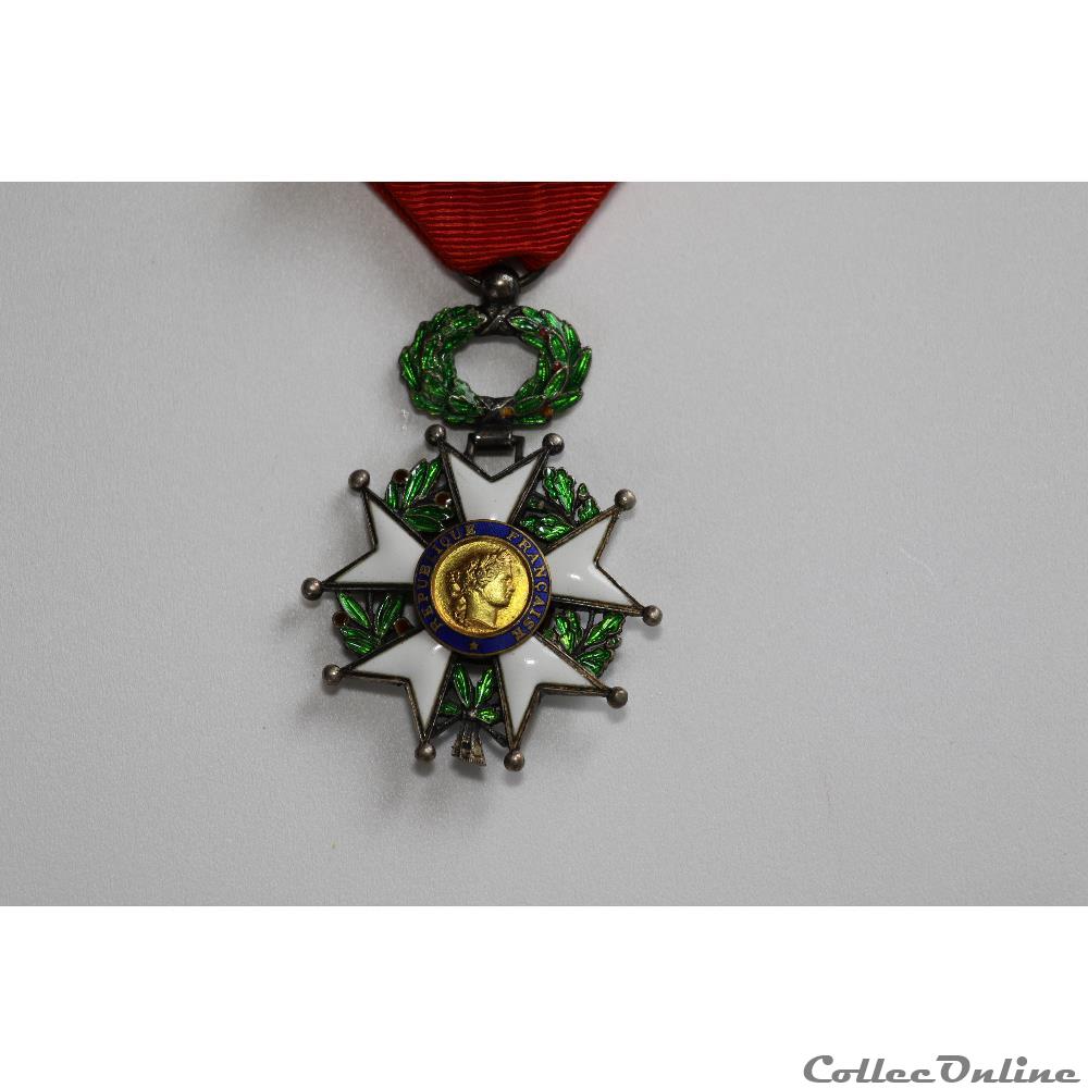 EN COURS 123 militarium medaille insigne en cours 123