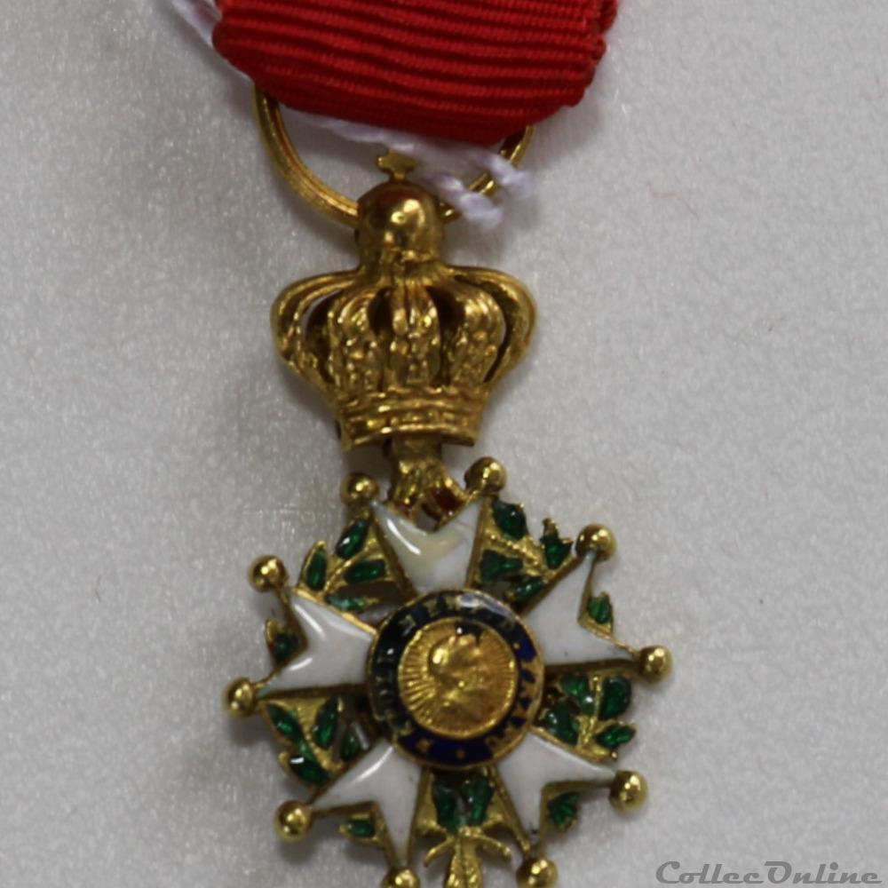 EN COURS 13 militarium medaille insigne en cours 13