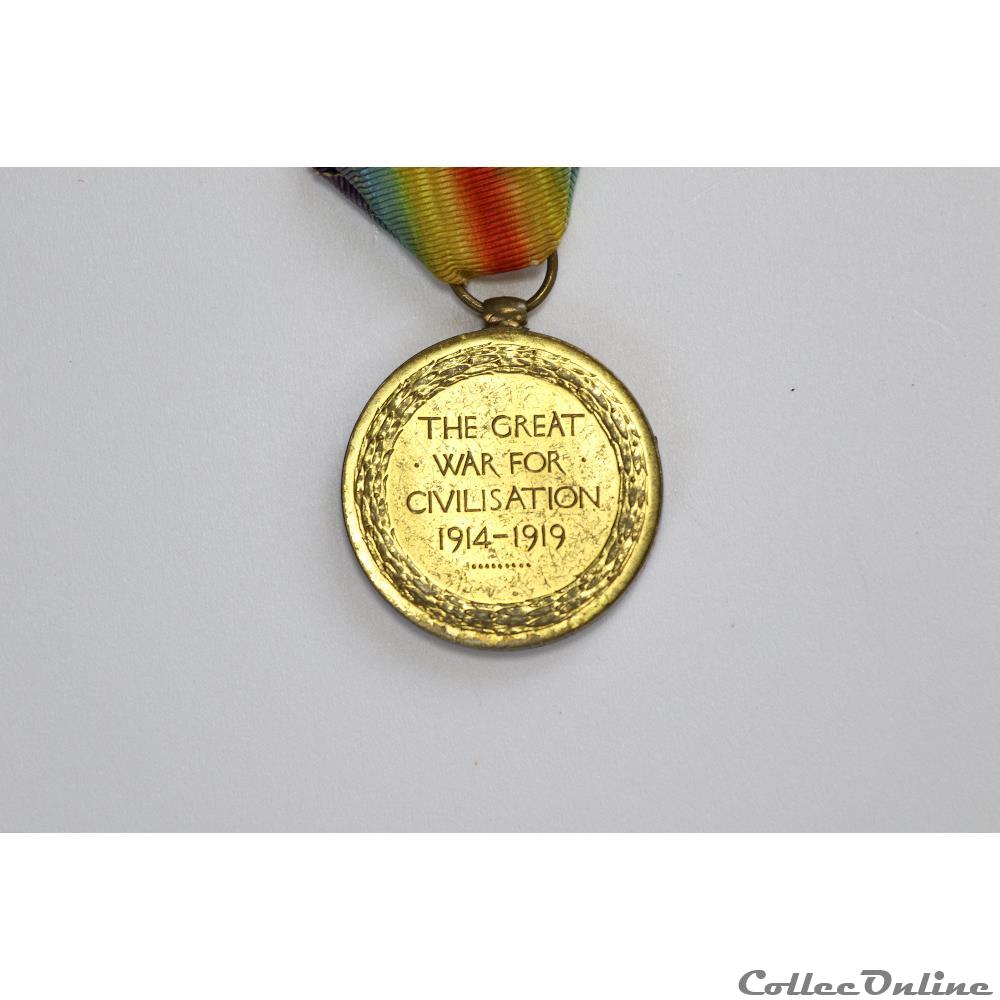 EN COURS 186 2 militarium medaille insigne en cours 186