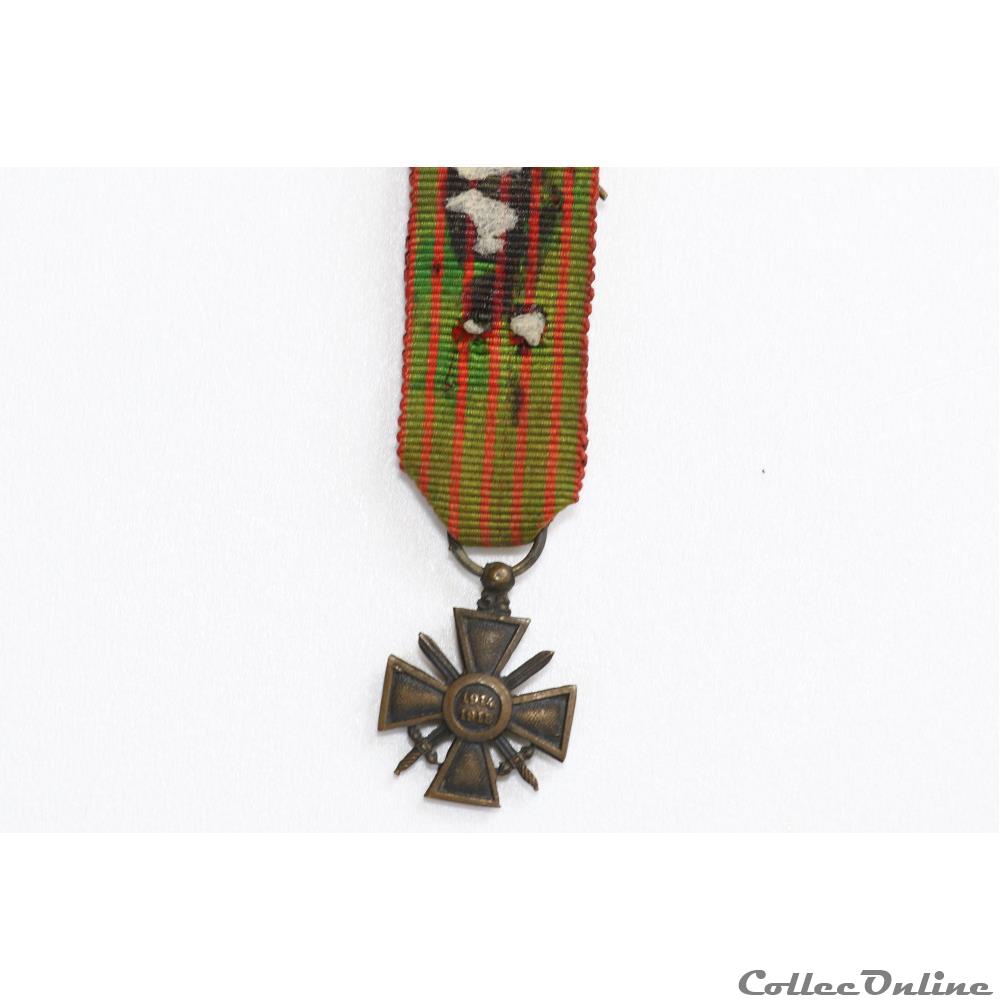 EN COURS 156 militarium medaille insigne en cours 156