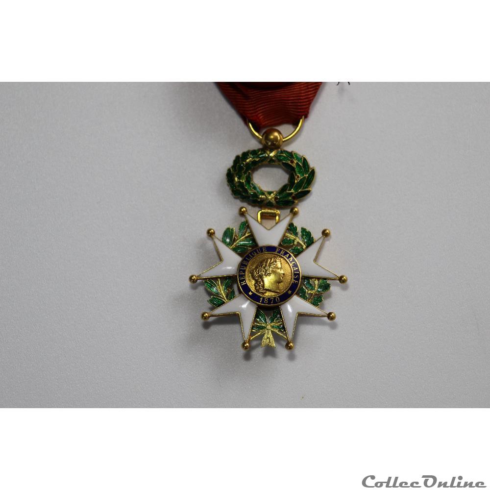 EN COURS 115 militarium medaille insigne en cours 115