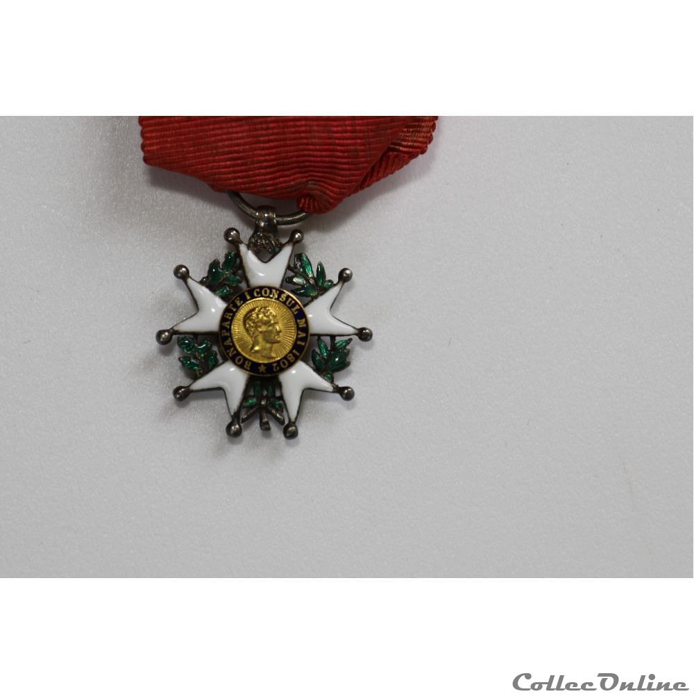 EN COURS 11 militarium medaille insigne en cours 11