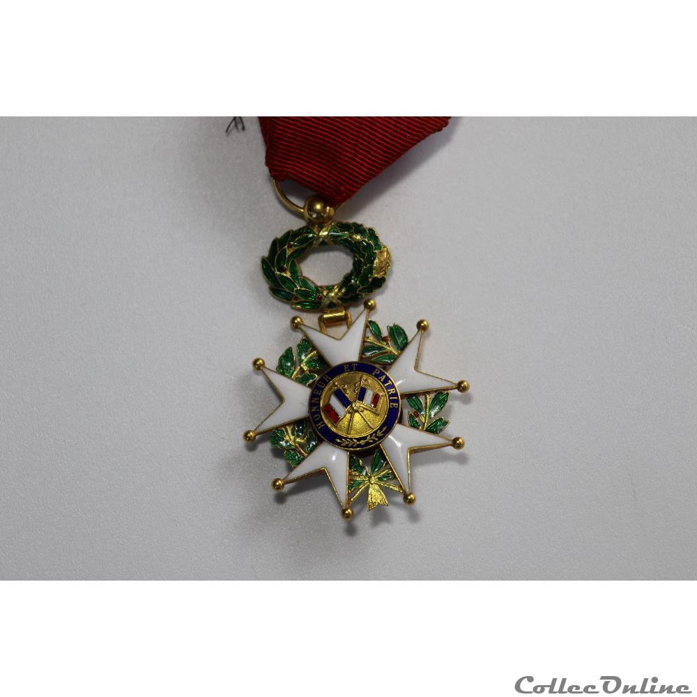 EN COURS 115 militarium medaille insigne en cours 115