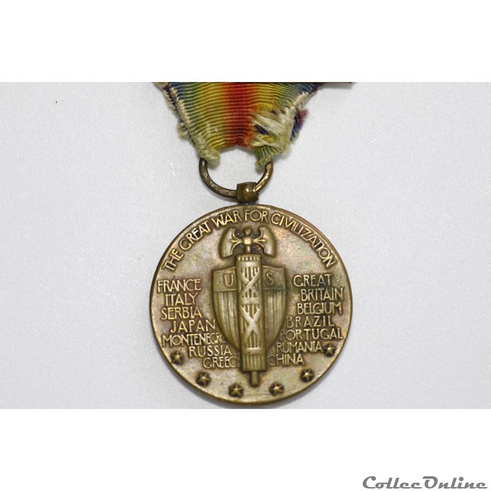 militarium medaille insigne en cours 180