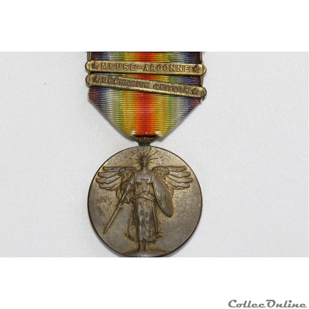 EN COURS 182 3 militarium medaille insigne en cours 182