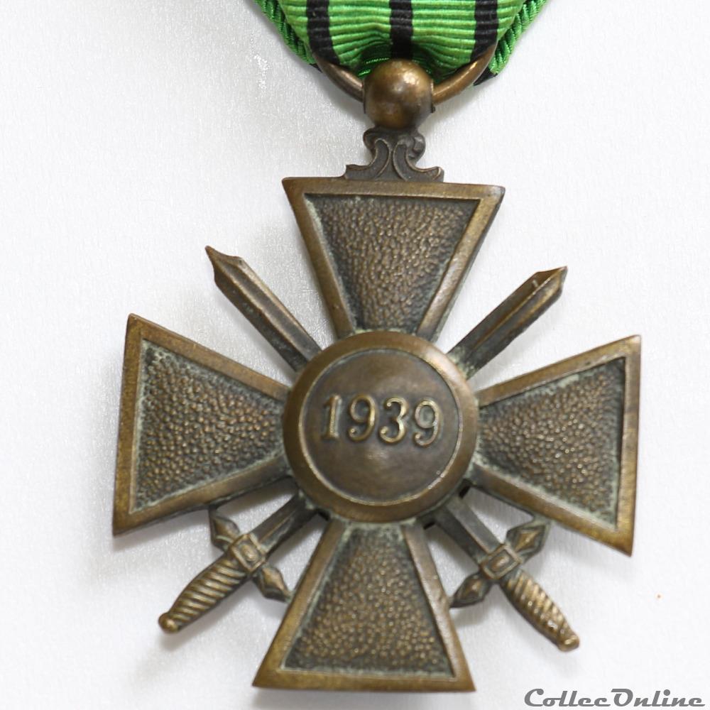 EN COURS 141 militarium medaille insigne en cours 141