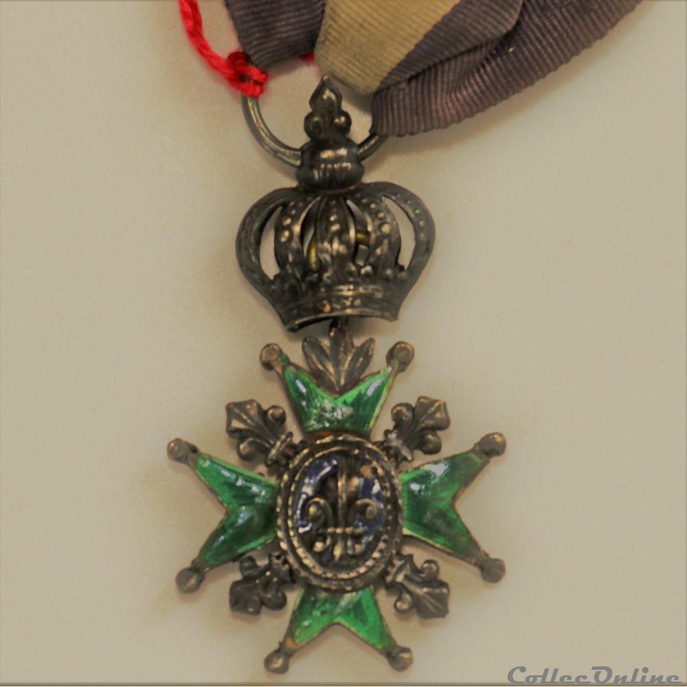 EN COURS 12 militarium medaille insigne en cours 12