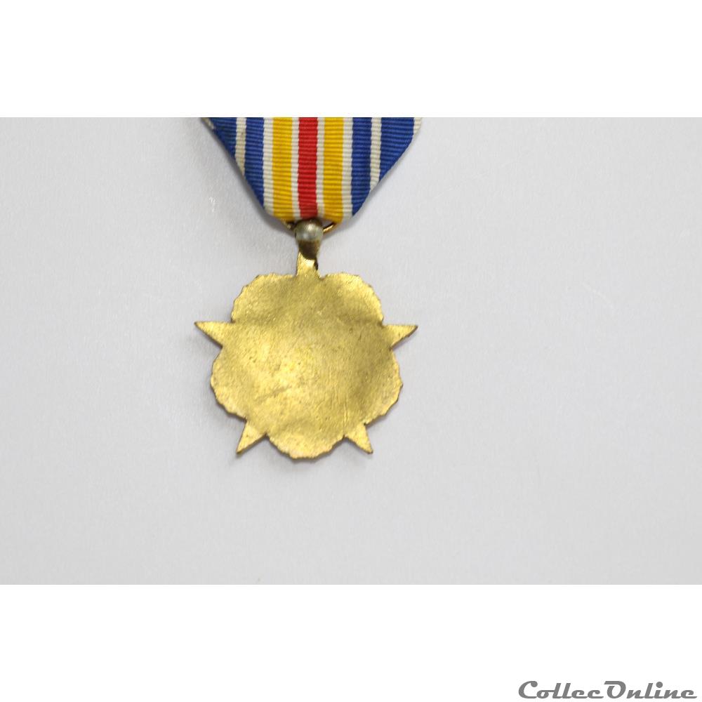 EN COURS 148 militarium medaille insigne en cours 148