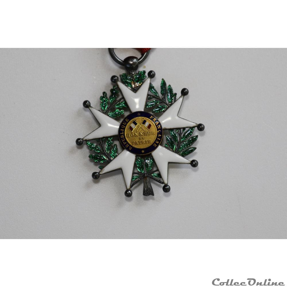 militarium medaille insigne legion honneur 1848 1852