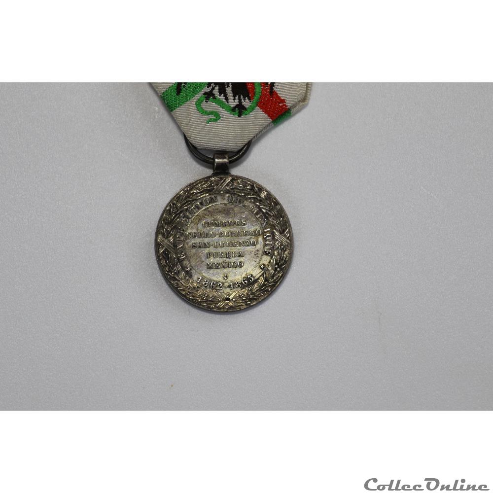EN COURS 22 militarium medaille insigne en cours 22