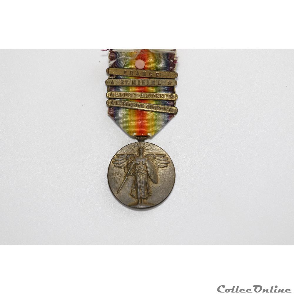 EN COURS 182 militarium medaille insigne en cours 182