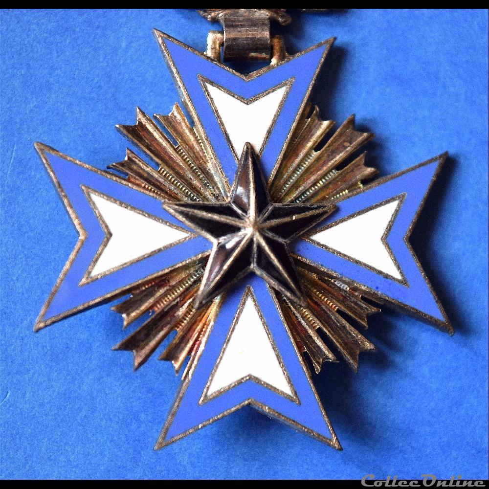 Médaille de l'Ordre de l'Etoile Noire du Bénin 3 militaria medailles insignes medaille de ordre de etoile noire du benin