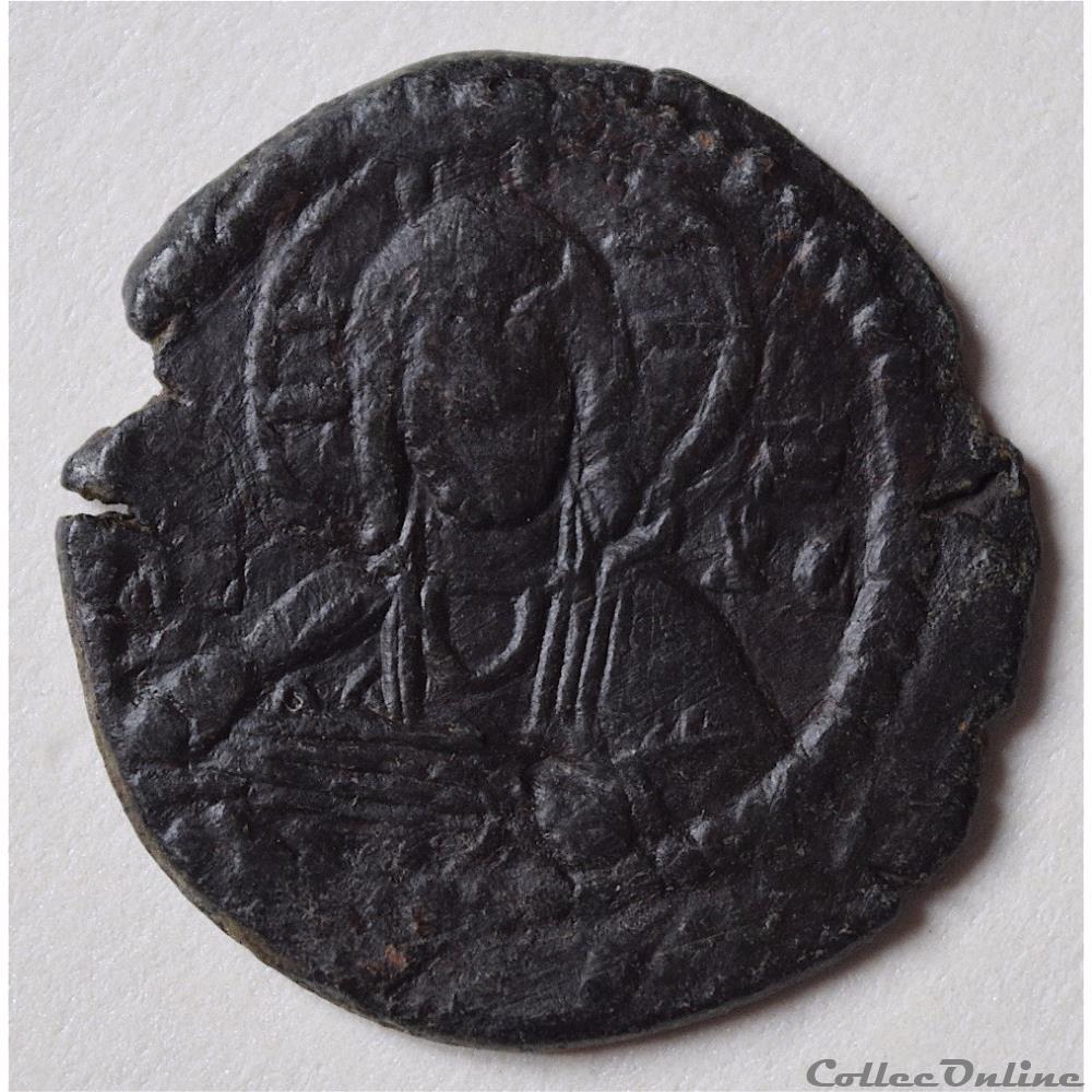 Romain IV "Diogène" (1068 - 1071) Follis Anonyme au "Christ nimbé" & "La Vierge Marie" 3 monnaie antique av jc ap byzantine romain iv diogene 1068 1071 follis anonyme au christ nimbe la vierge marie