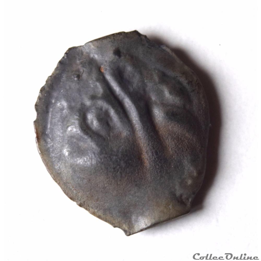 LEUQUES (Région de Toul/Metz) Potin à la tête “d’indien” et au sanglier monnaie antique gauloise leuques region de toul metz potin a la tete d indien et au sanglier