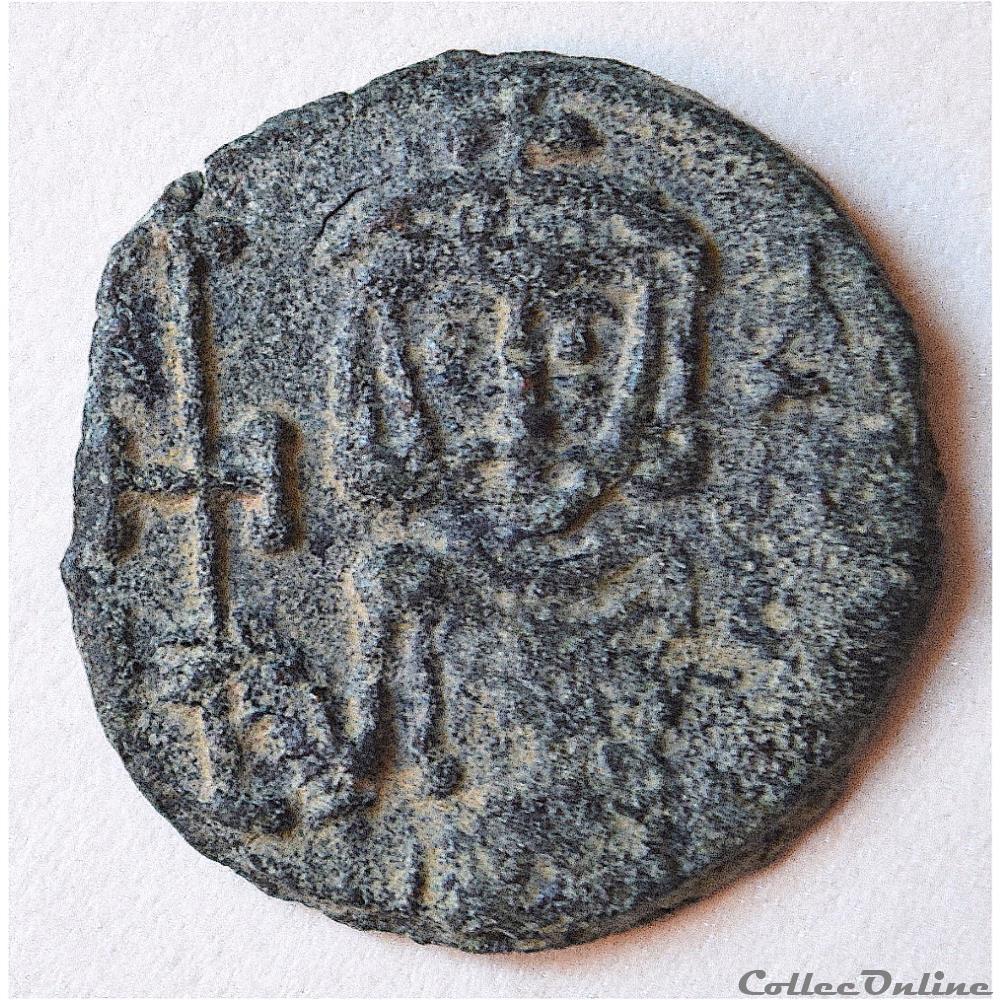 Constantin V "Copronymus" et Léon IV, avec Léon III au revers (741-775) Follis Syracuse monnaie antique byzantine constantin v copronymus et leon iv avec leon iii au revers 741 775 follis syracuse