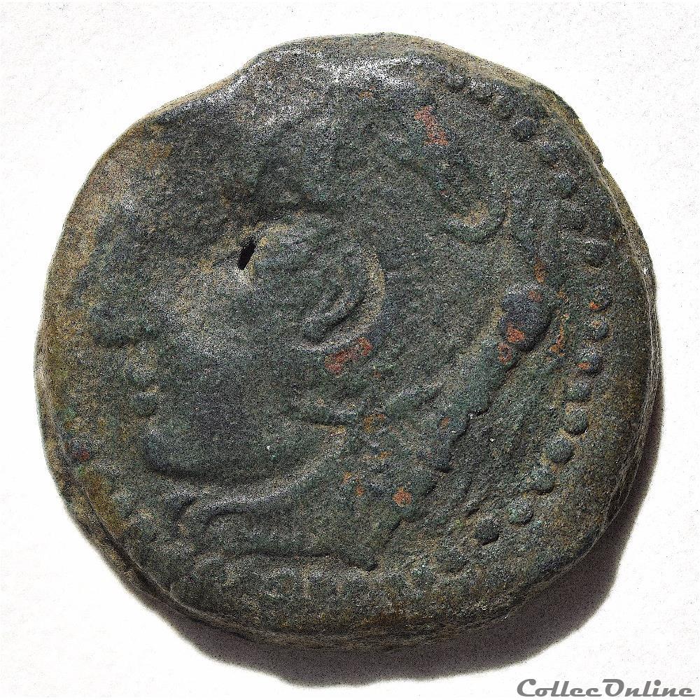 GADIR / GADES, Chalque de bronze à la tête de Melqart et au thon Ier siècle avant J.-C monnaies antiquite jc ap grecques gadir gades chalque de bronze a la tete de melqart et au thon ier siecle avant j c