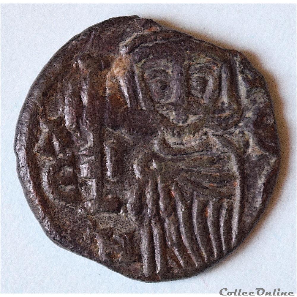 Constantin V "Copronymus" et Léon IV, avec Léon III au revers (741-775) Follis Syracuse monnaie antique byzantine constantin v copronymus et leon iv avec leon iii au revers 741 775 follis syracuse