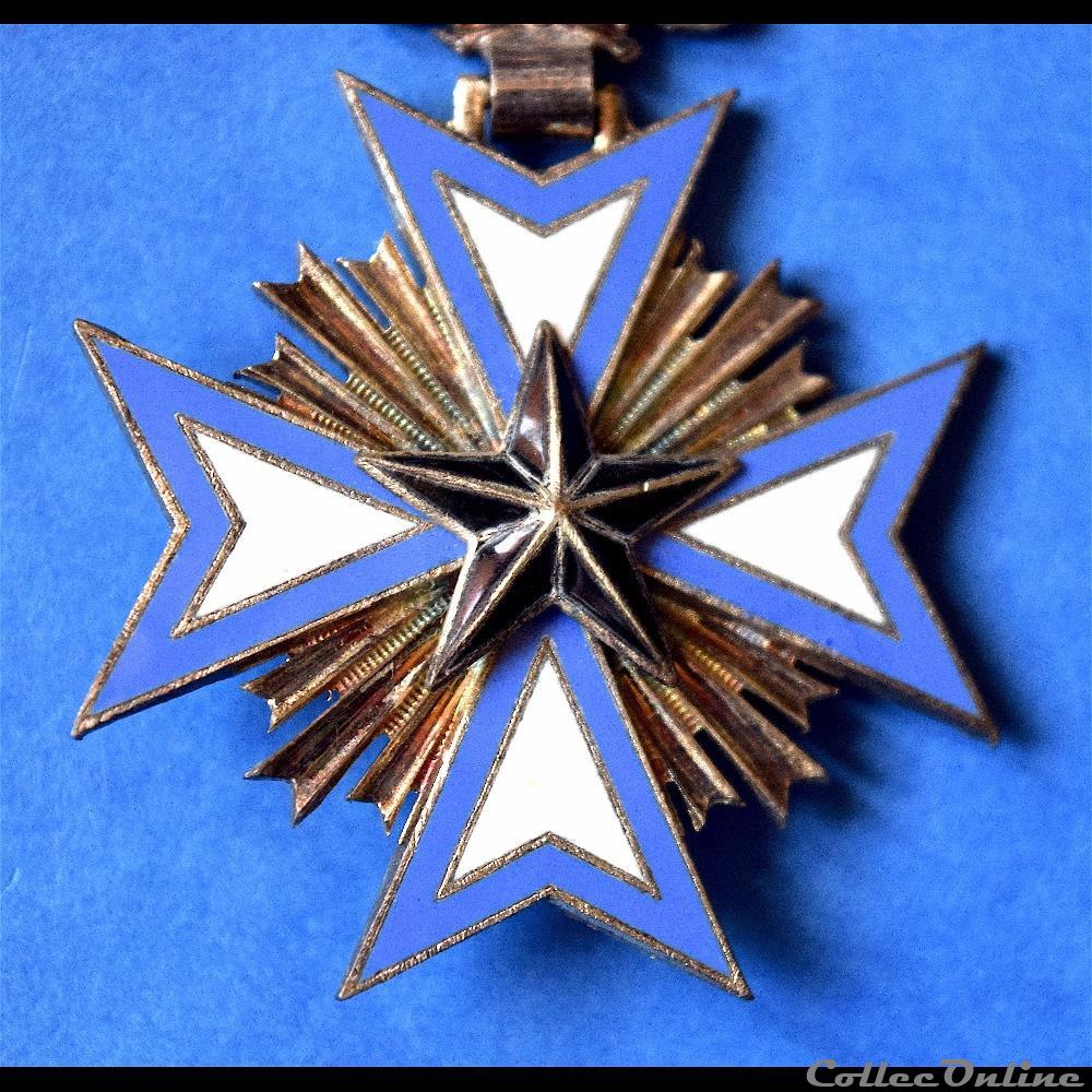 Médaille de l'Ordre de l'Etoile Noire du Bénin 4 militaria medailles insignes medaille de ordre de etoile noire du benin