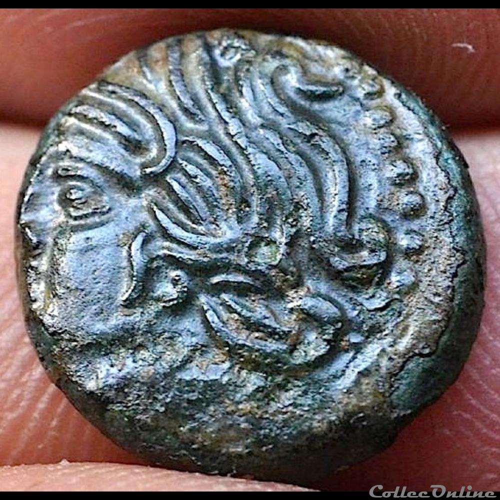 BITURIGES-CUBES - Bronze VANDIINOS (60-40 av. J.-C.) 2 monnaies antiques jc ap celtes bituriges cubes bronze vandiinos 60 40 av j c