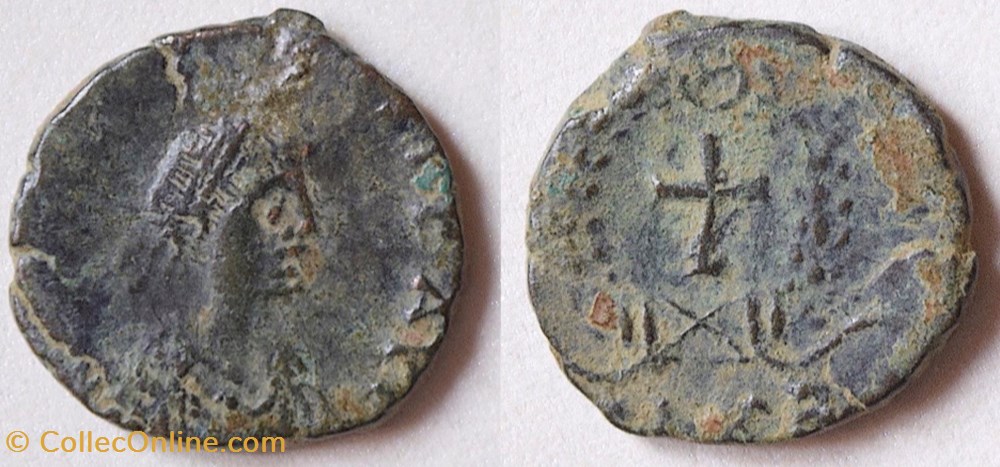 Théodose II (402-450 A.D) Nummus "à la Croix". Atelier Syzique ? monnaie antique av jc ap romaine republicaine imperiale theodose ii 402 450 a d nummus a la croix atelier syzique