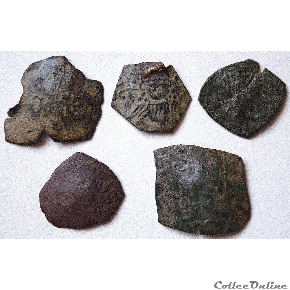 EMPIRE LATIN DE CONSTANTINOPLE 5 "Aspron trachy" de différents Types (1204-1261 A.D) monnaie feodale etat orient empire latin de constantinople 5 aspron trachy de differents types 1204 1261 a d