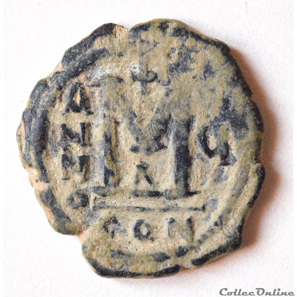 Justin II et Sophie Follis émis à Constantinople A Anno G (574-575) Sear 360 monnaie antique byzantine justin ii et sophie follis emis a constantinople a anno g 574 575 sear 360