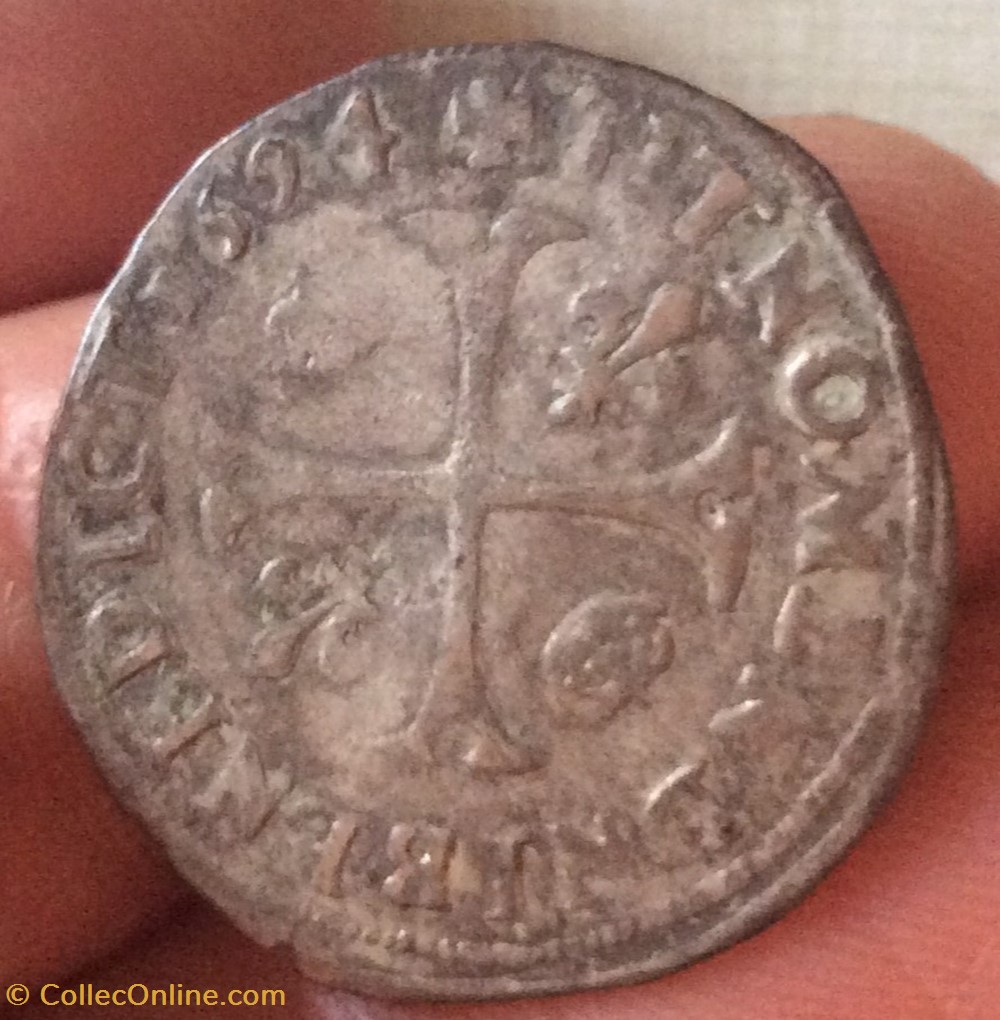 Douzain aux 2 H couronnés 5e type revers 2 lis et 2 couronnelles Henri IIII 1594 Clermont Ferrand monnaies europe medievale france royales douzain aux 2 h couronnes 5e type revers 2 lis et 2 couronnelles henri iiii 1594 clermont ferrand