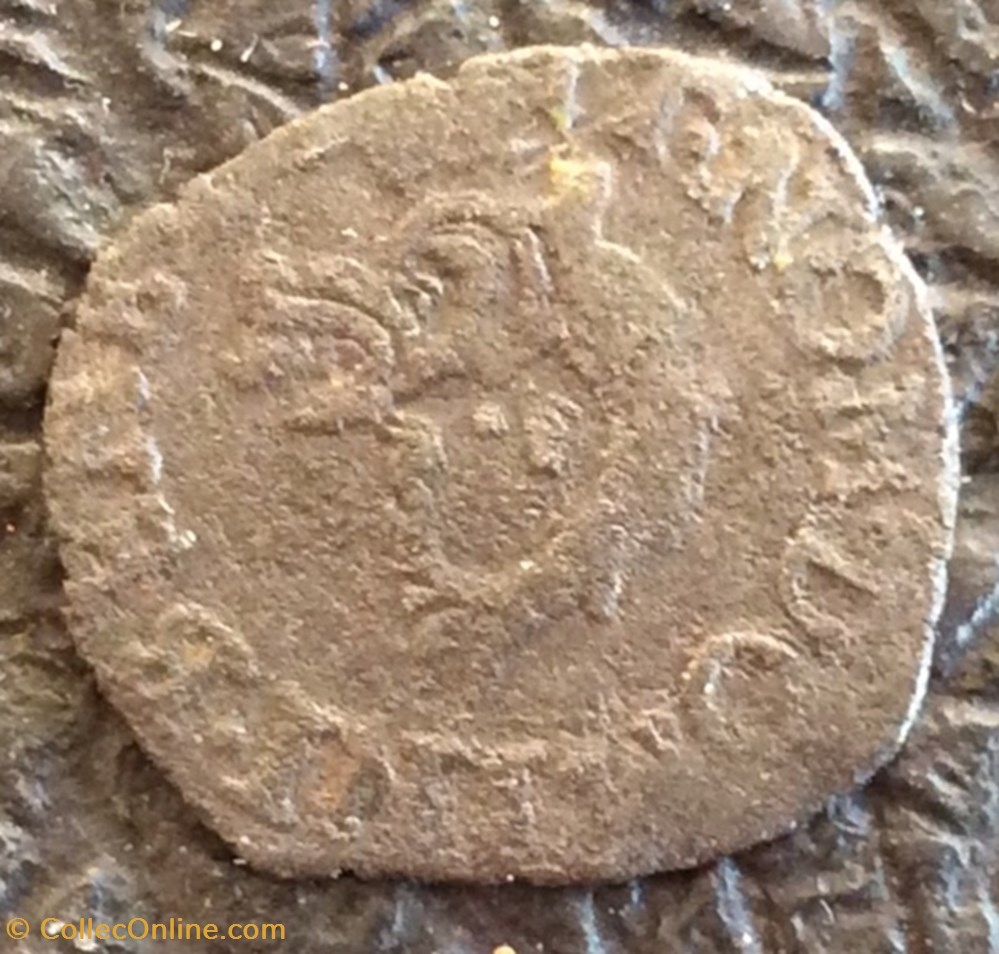 Liard au Dauphin 🐬 2E TYPE de Henri III 1583 rose 🥀 Grenoble monnaies europe medievale france royales liard au dauphin 2e type de henri iii 1583 rose grenoble