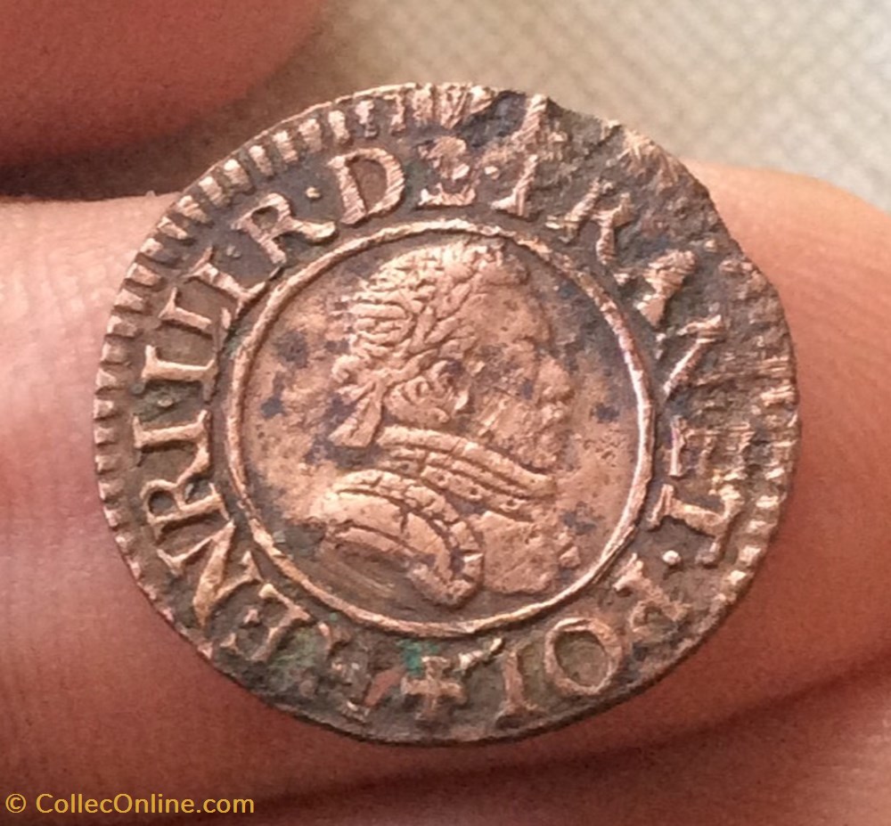 Denier tournois Henri III 1585 A Paris monnaies europe medievale france royales denier tournois henri iii 1585 a paris
