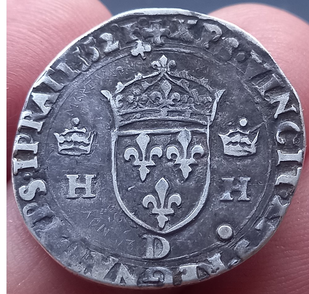 Demi teston à la tête couronnée Henri II 1552 D Lyon monnaies europe medievale france royales demi teston a la tete couronnee henri ii 1552 d lyon