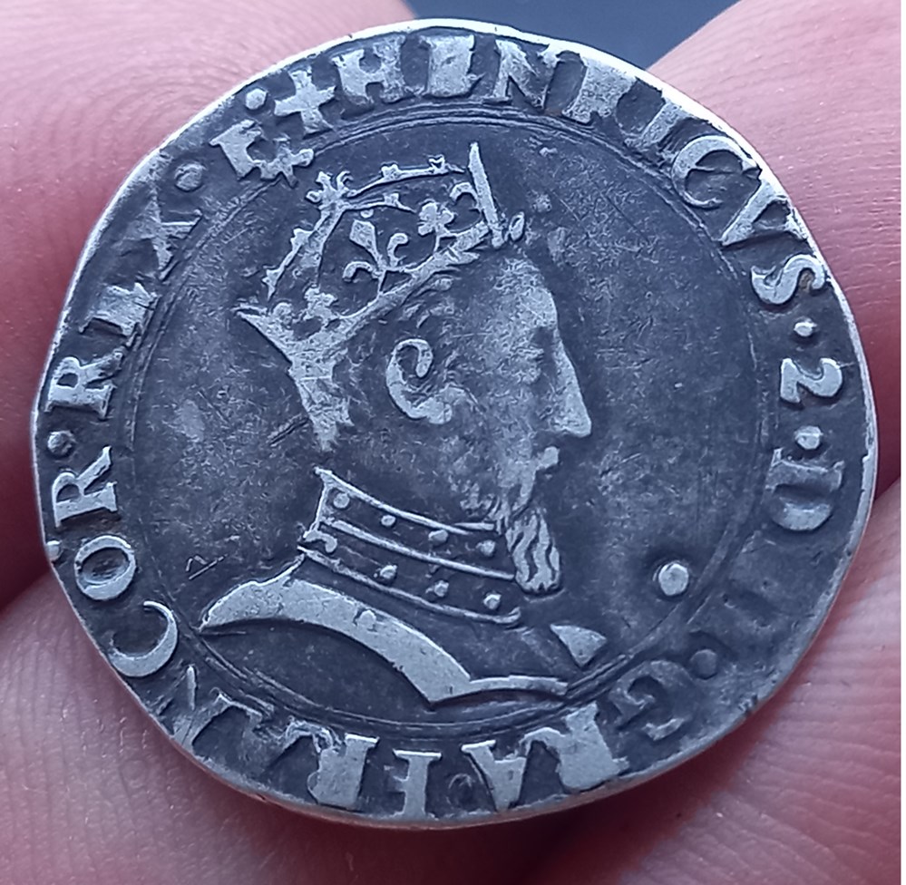 Demi teston à la tête couronnée Henri II 1552 D Lyon monnaies europe medievale france royales demi teston a la tete couronnee henri ii 1552 d lyon
