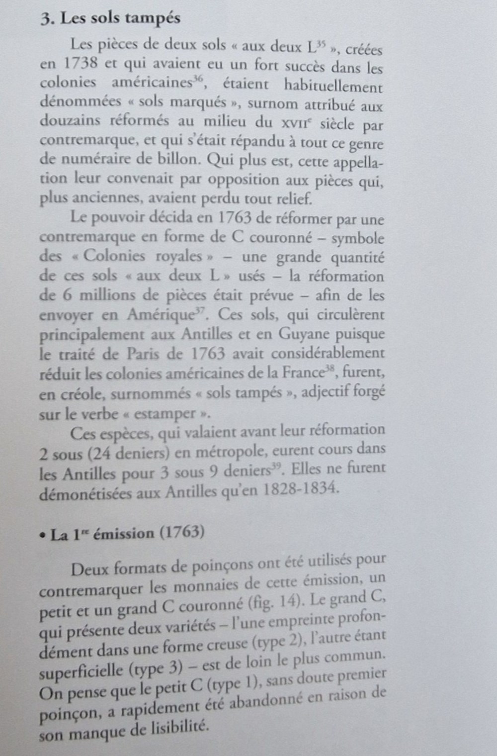 Louis XV pour les antilles- Sol tampé refrappe 2 sols variété forme en creux 3 monnaies louis xv pour les antilles sol tampe refrappe 2 sols variete forme en creux