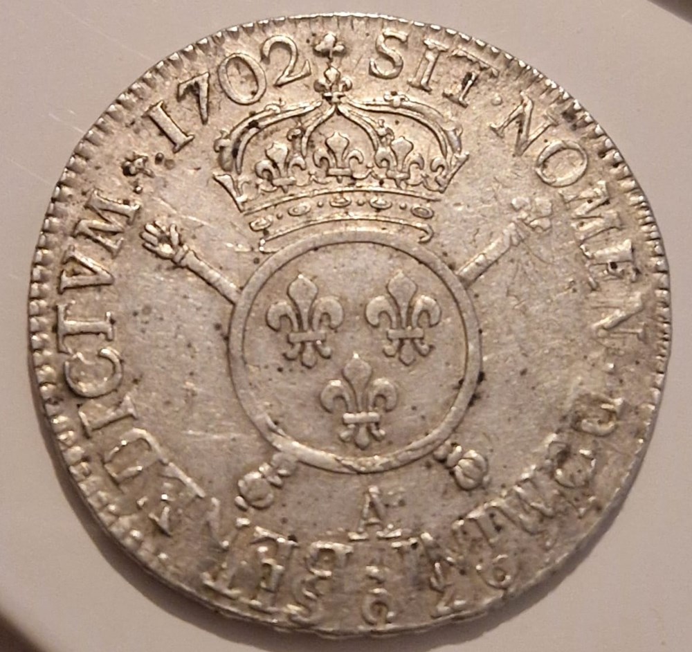 Écu aux insignes 1702 Paris- Louis XIV monnaies ecu aux insignes 1702 paris louis xiv