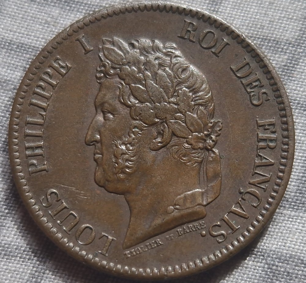 Louis-Philippe I- 5 centimes atelier Paris pour la Guadeloupe monnaies louis philippe i 5 centimes atelier paris pour la guadeloupe