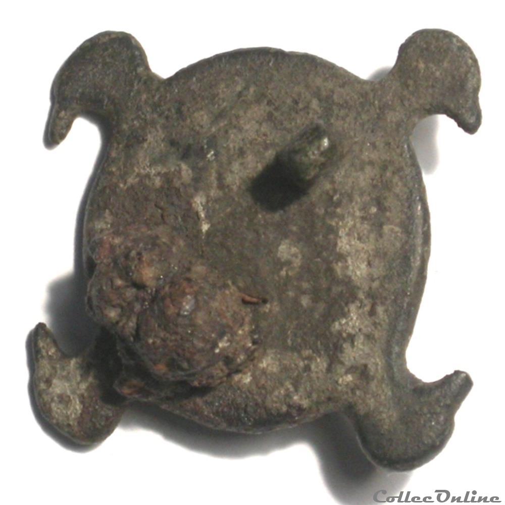 Brooch with bird heads kunst antiquitaten brooch with bird heads