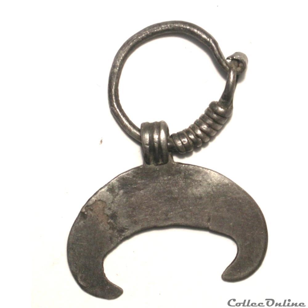 Goths - Lunular amulet kunst antiquitaten europe goths lunular amulet