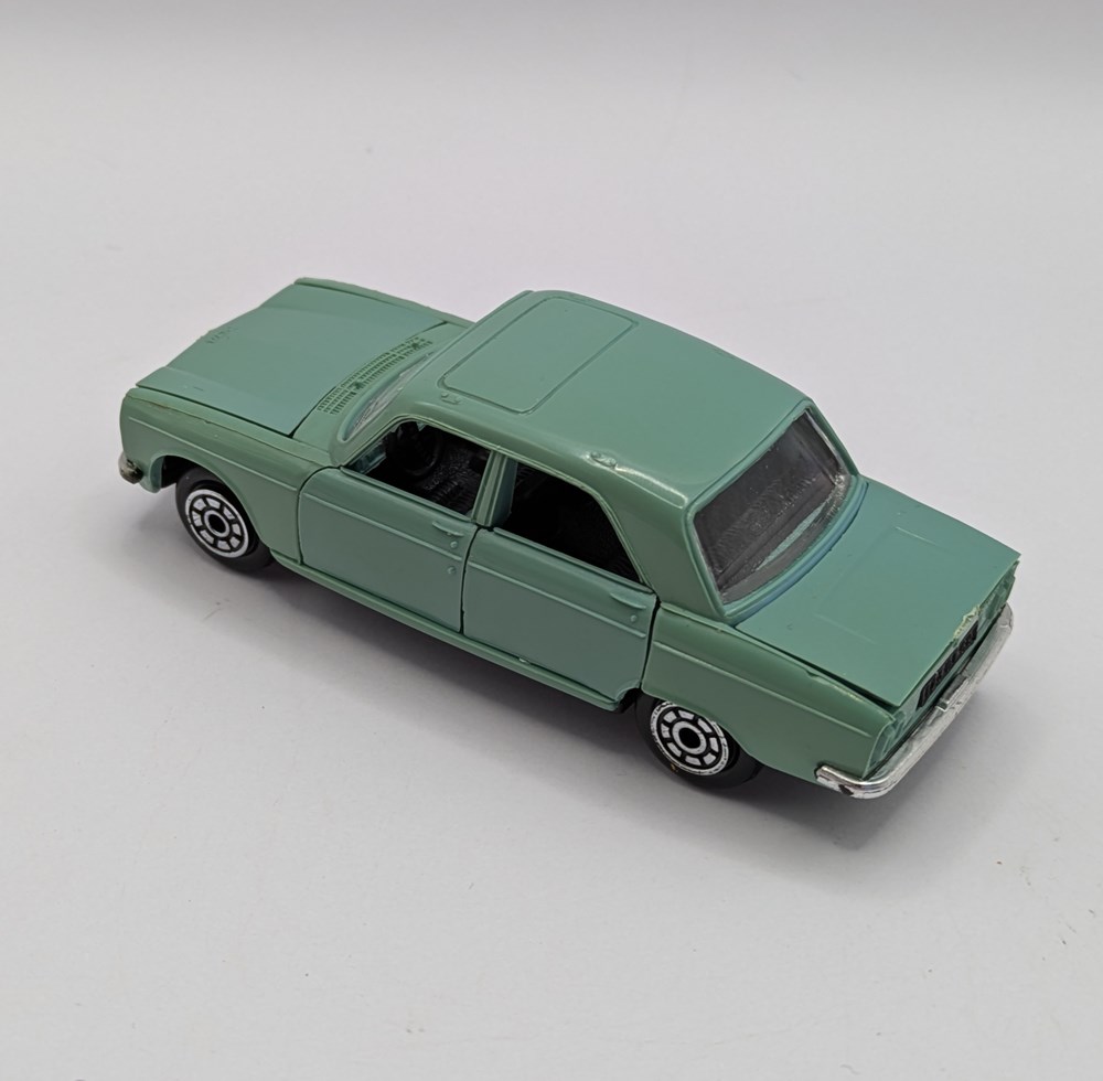 Norev Plastigam - Peugeot 304 vert d'eau modeles reduits voitures norev plastigam peugeot 304 vert eau