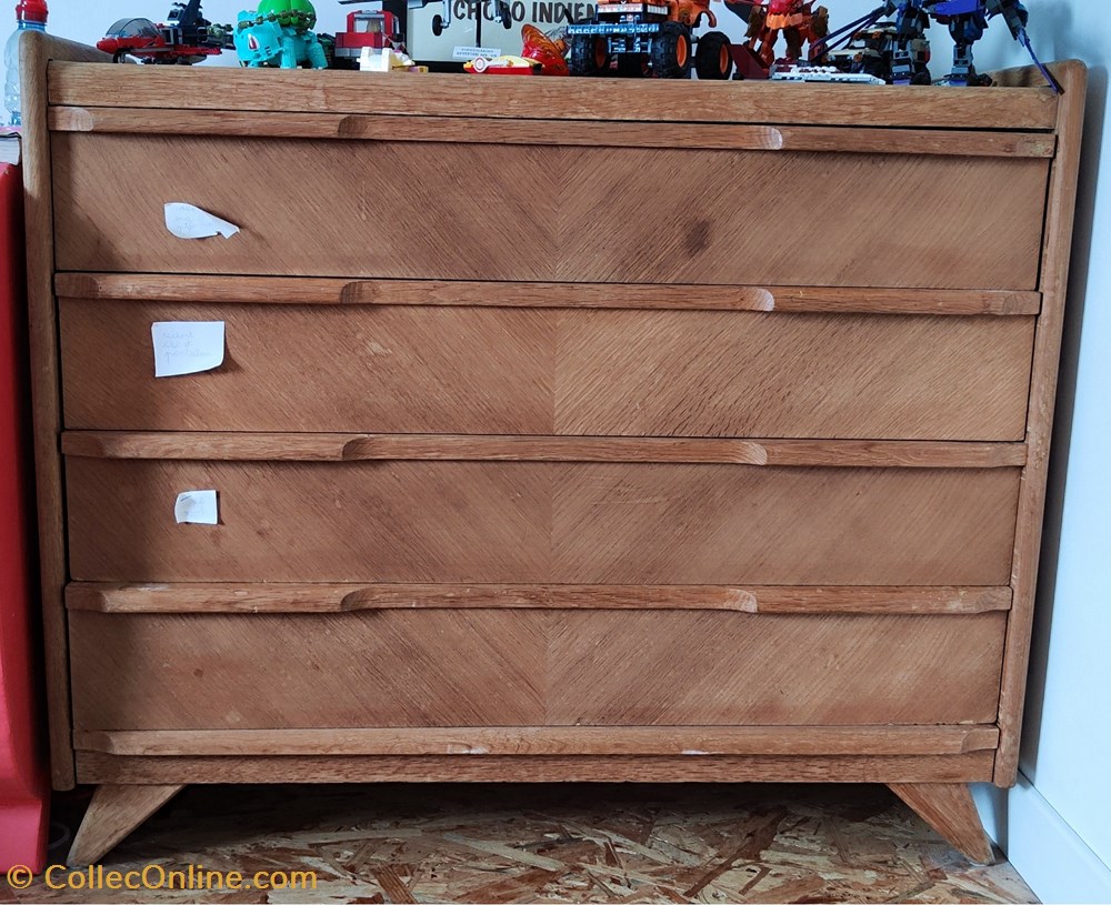 Meuble - Commode 4 tiroirs à pieds compas, style moderniste / reconstruction art antiquites meubles meuble commode 4 tiroirs a pieds compas style moderniste reconstruction