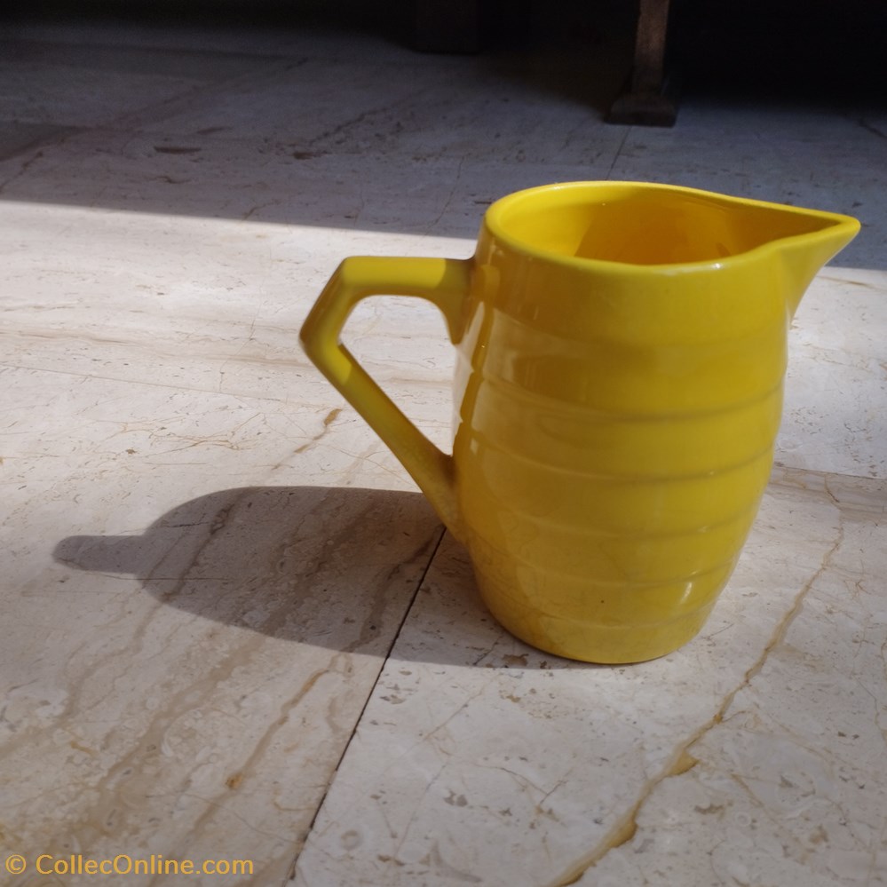 art antiquites ceramiques poteries ceramique pichet jaune hanse cubiste
