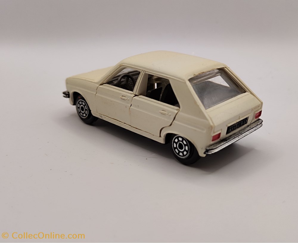 modeles reduits voitures norev plastigam peugeot 104 creme