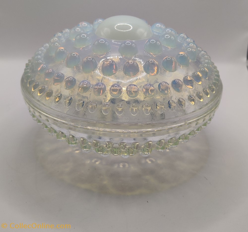 art antiquites verre opalescent bonbonniere henri saumont